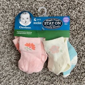 Gerber Baby Socks 4-Pack Size Newborn